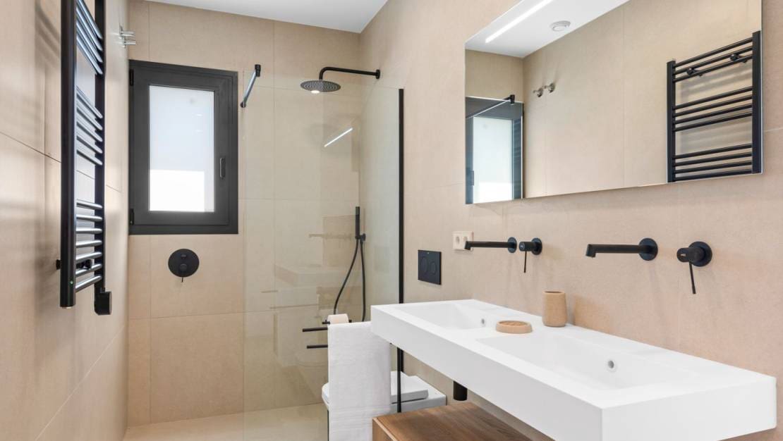 3 makuuhuone Huvila myytävänä paikassa Los Alcazares mukana uima-altaan - 504 300 € (Ref: 7991700)