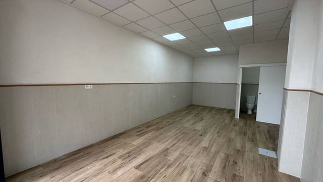 Local Comercial de 1 habitación en San Miguel de Salinas en alquiler - 560 € (Ref: 8816623)