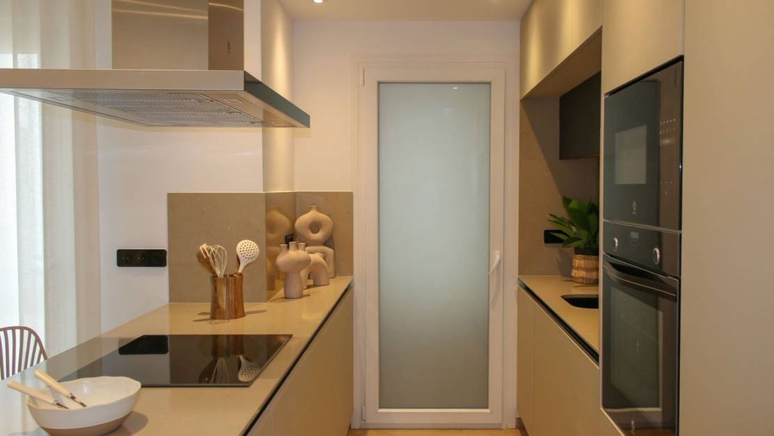 2 bedroom Apartment for sale in Algorfa with pool garage - € 283,000 (Ref: 8873444)