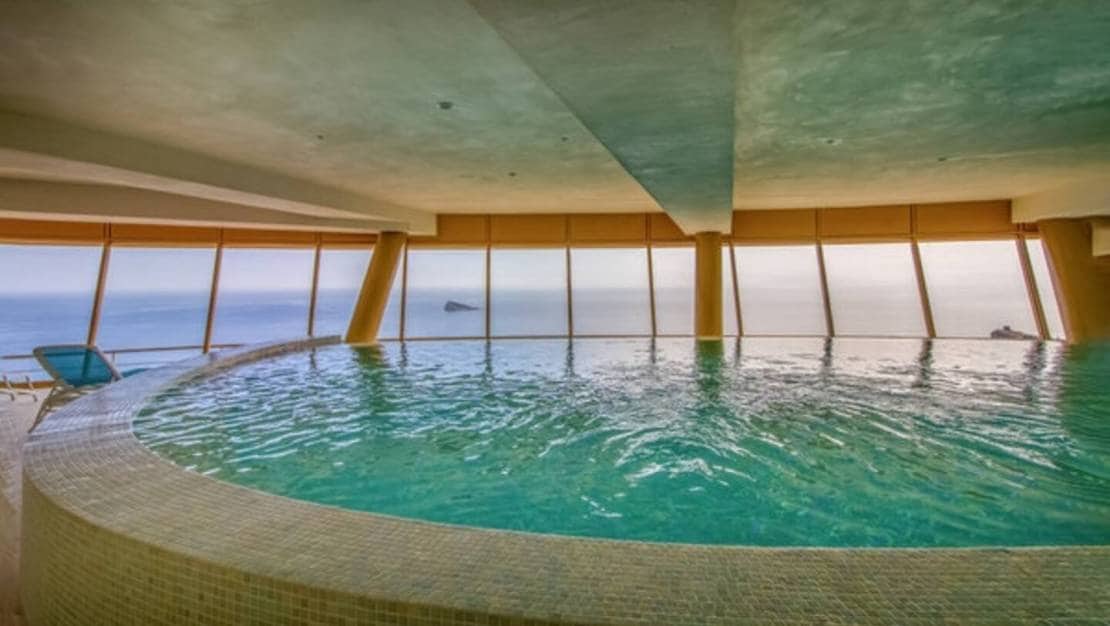 1 soveværelse Lejlighed til salg i Benidorm med swimmingpool garage - € 466.500 (Ref: 8913616)