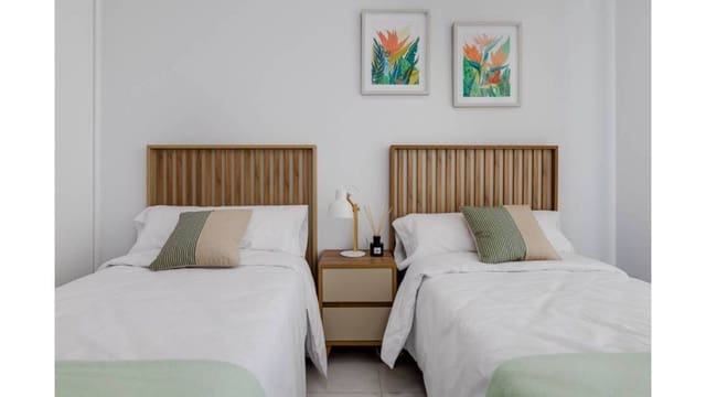 2 sovrum Takvåning till salu i Puerto Deportivo, Guardamar del Segura med pool garage - 449 000 € (Ref: 8986612)