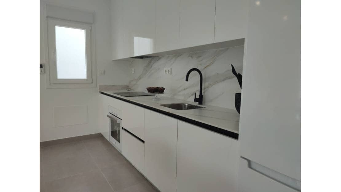 3 sypialnia Willa na sprzedaż w Balsicas z basenem garażem - 325 000 € (Ref: 8997374)