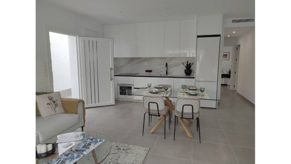 3 sypialnia Willa na sprzedaż w Balsicas z basenem garażem - 325 000 € (Ref: 8997374)