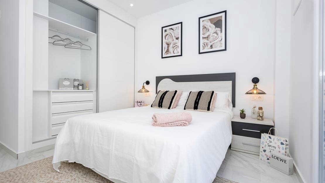 3 bedroom Apartment for sale in Jacarilla - € 139,000 (Ref: 8997612)