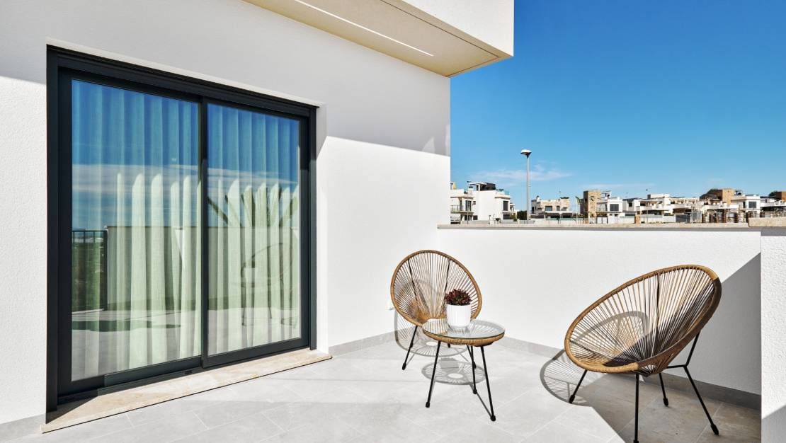 3 bedroom Villa for sale in San Miguel de Salinas with pool garage - € 649,000 (Ref: 9001953)