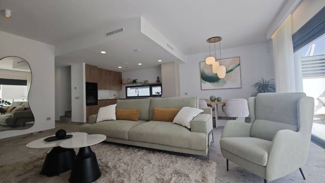 3 bedroom Villa for sale in San Miguel de Salinas with pool garage - € 649,000 (Ref: 9001953)