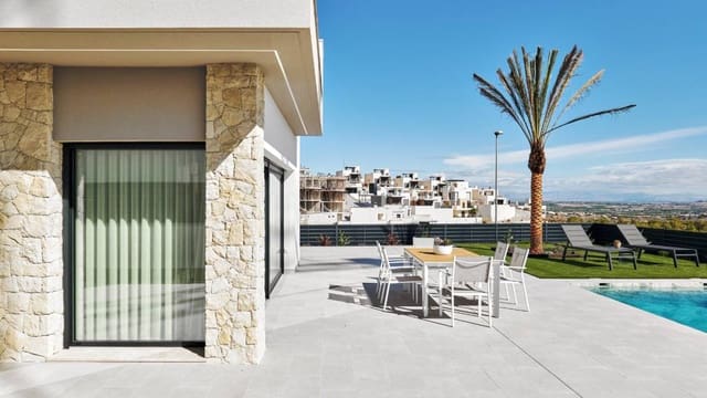 3 bedroom Villa for sale in San Miguel de Salinas with pool garage - € 649,000 (Ref: 9001953)