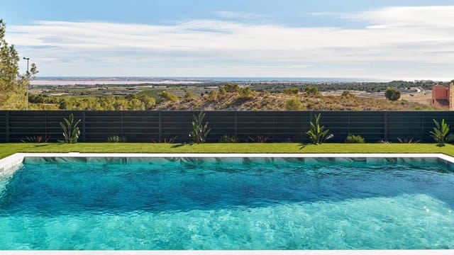 3 bedroom Villa for sale in San Miguel de Salinas with pool garage - € 649,000 (Ref: 9001953)