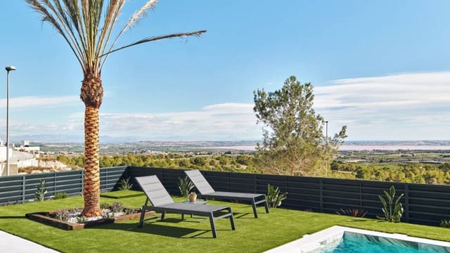 3 bedroom Villa for sale in San Miguel de Salinas with pool garage - € 649,000 (Ref: 9001953)