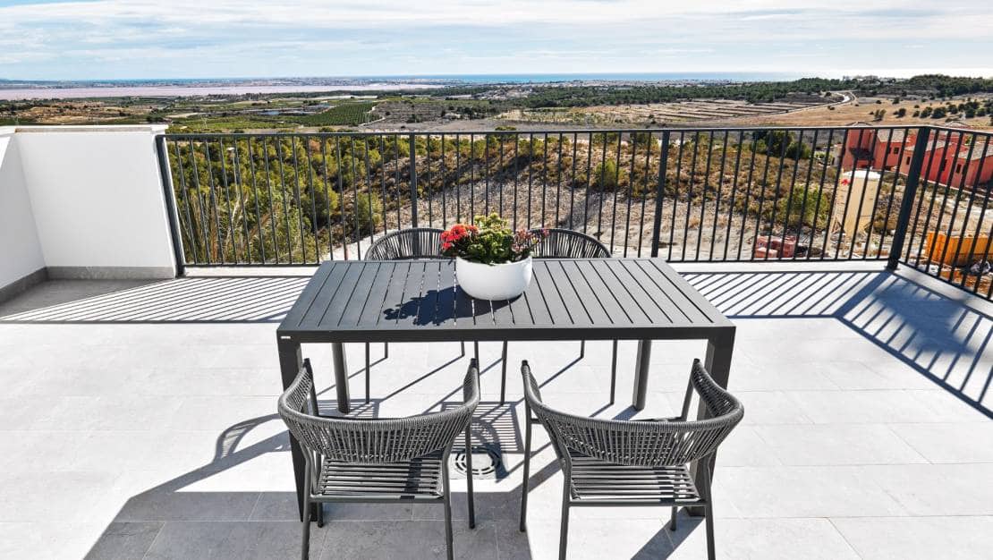 3 bedroom Villa for sale in San Miguel de Salinas with pool garage - € 649,000 (Ref: 9001953)