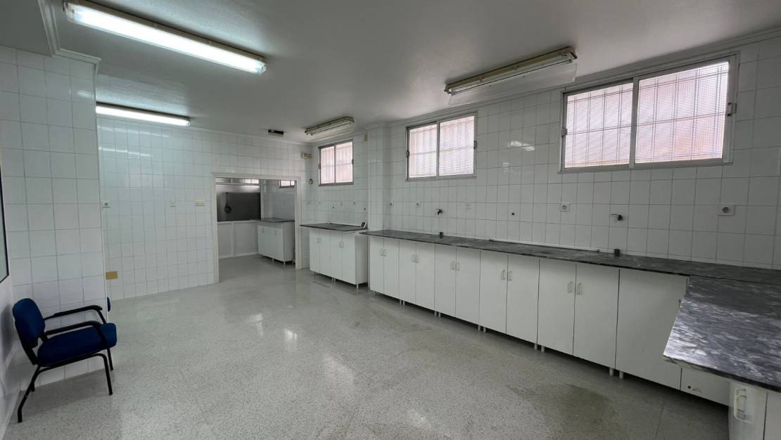 1 camera da letto Commerciale in vendita in San Miguel de Salinas - 250.000 € (Rif: 9003988)