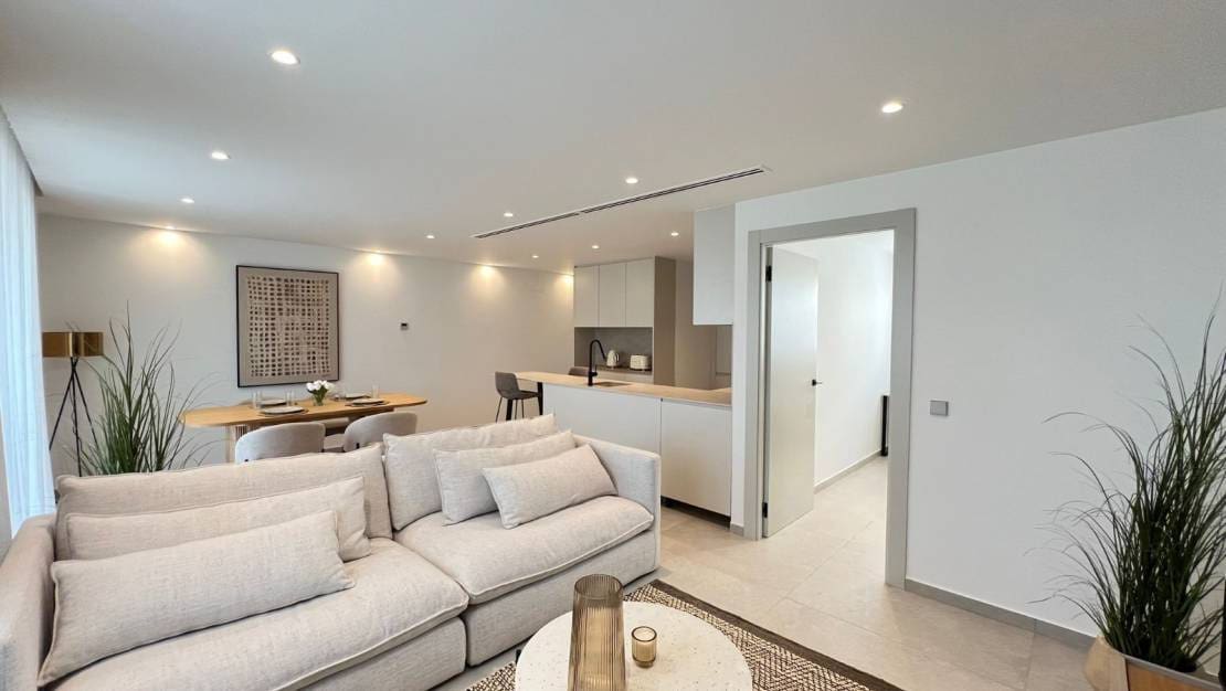 3 soveværelse Lejlighed til salg i Torrevieja med garage - € 359.000 (Ref: 9005438)