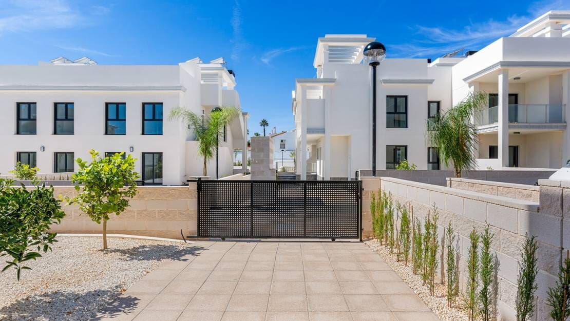 3 sovrum Lägenhet till salu i Dona Pepa med pool garage - 379 500 € (Ref: 9015753)