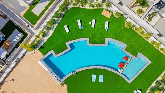 Apartamento de 3 habitaciones en Doña Pepa, Rojales en venta con piscina garaje - 379.500 € (Ref: 9015753)