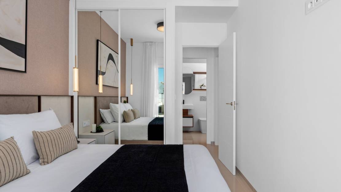 Apartamento de 2 habitaciones en Doña Pepa en venta con piscina garaje - 314.000 € (Ref: 9015755)