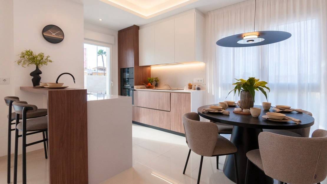 2 soveværelse Lejlighed til salg i Dona Pepa med swimmingpool garage - € 370.920 (Ref: 9018640)