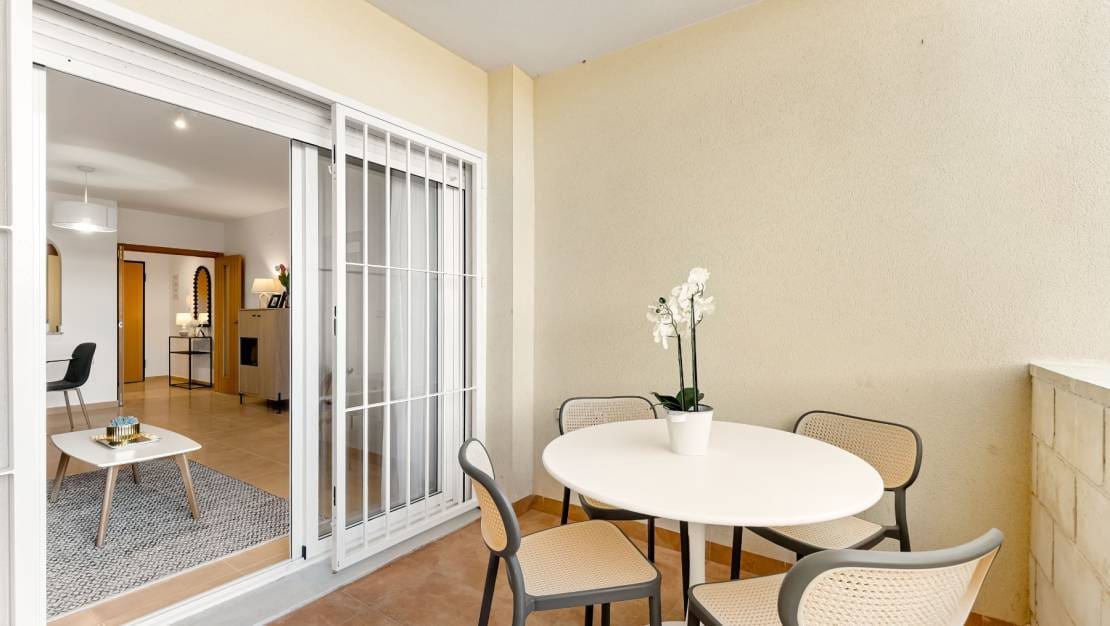 1 sovrum Lägenhet till salu i Cabo Roig med pool garage - 144 500 € (Ref: 9025513)