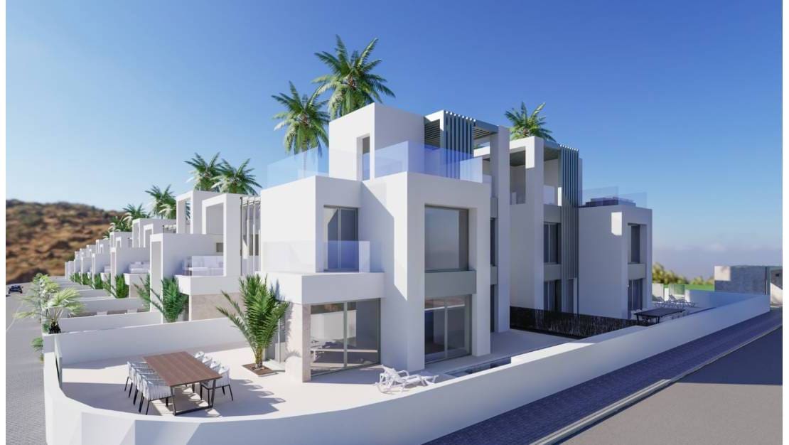 Chalet de 3 habitaciones en Ciudad Quesada en venta con piscina - 435.000 € (Ref: 9027010)