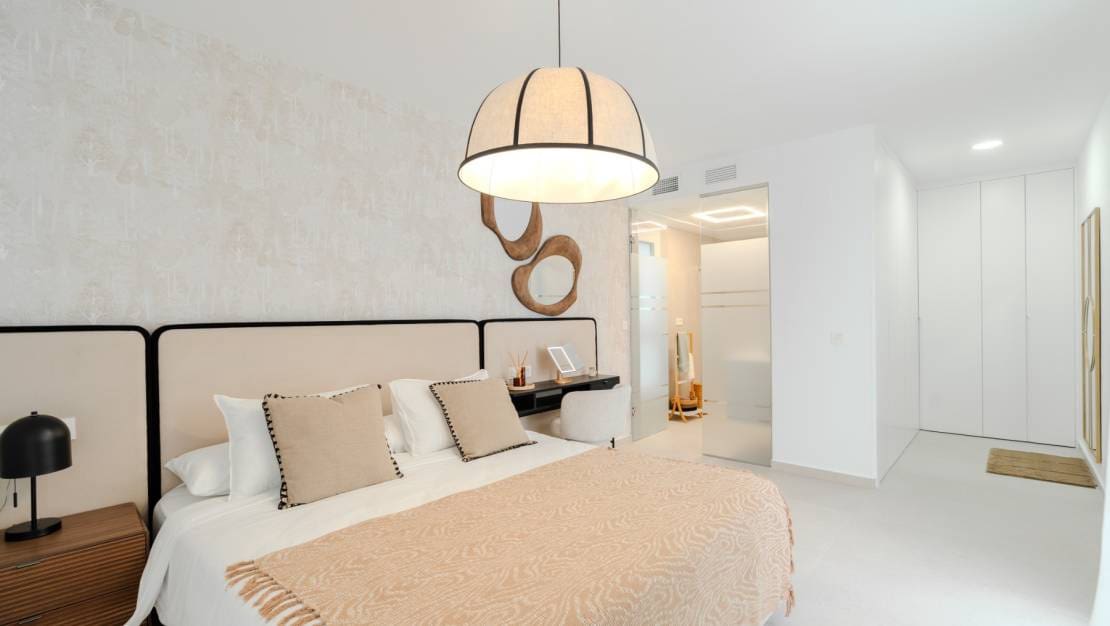 2 soveværelse Byhus til salg i Los Alcazares med swimmingpool garage - € 467.000 (Ref: 9027199)