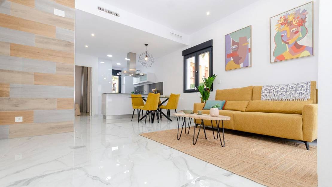 3 bedroom Villa for sale in Torrevieja with pool garage - € 409,000 (Ref: 9034821)