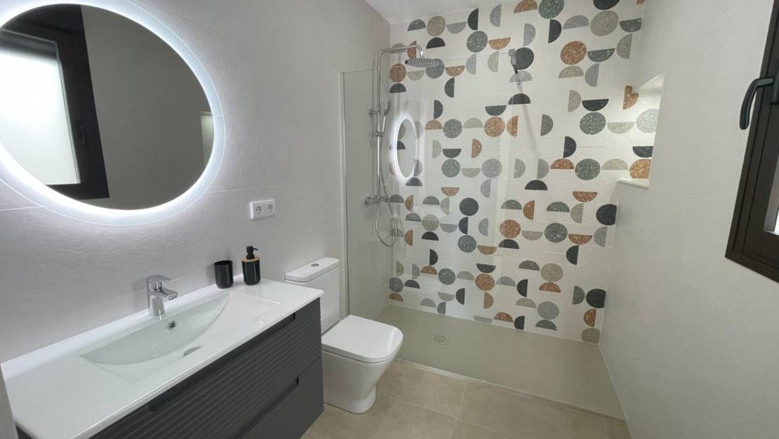 3 slaapkamer Halfvrijstaande villa te koop in San Pedro del Pinatar met zwembad garage - € 419.900 (Ref: 9041208)