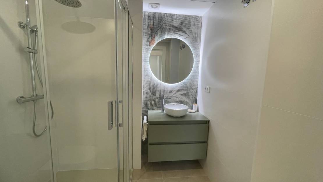 3 slaapkamer Halfvrijstaande villa te koop in San Pedro del Pinatar met zwembad garage - € 419.900 (Ref: 9041208)