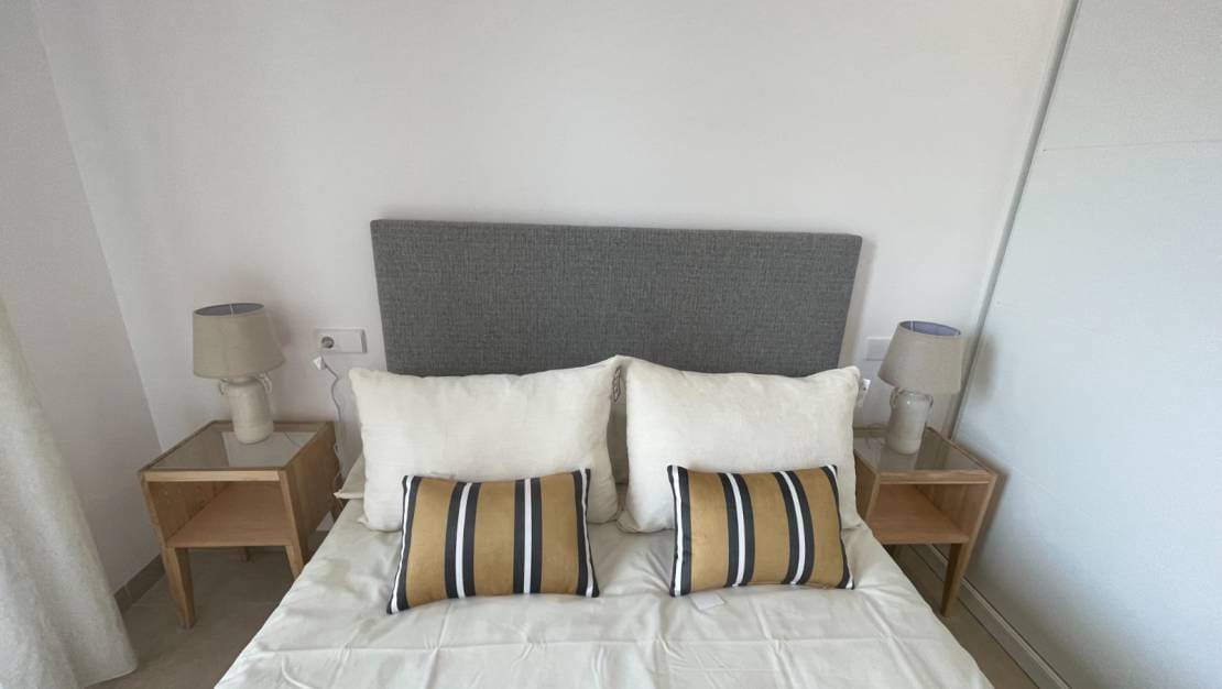 3 slaapkamer Halfvrijstaande villa te koop in San Pedro del Pinatar met zwembad garage - € 419.900 (Ref: 9041208)