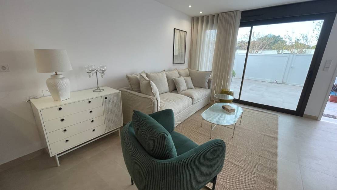 3 slaapkamer Halfvrijstaande villa te koop in San Pedro del Pinatar met zwembad garage - € 419.900 (Ref: 9041208)