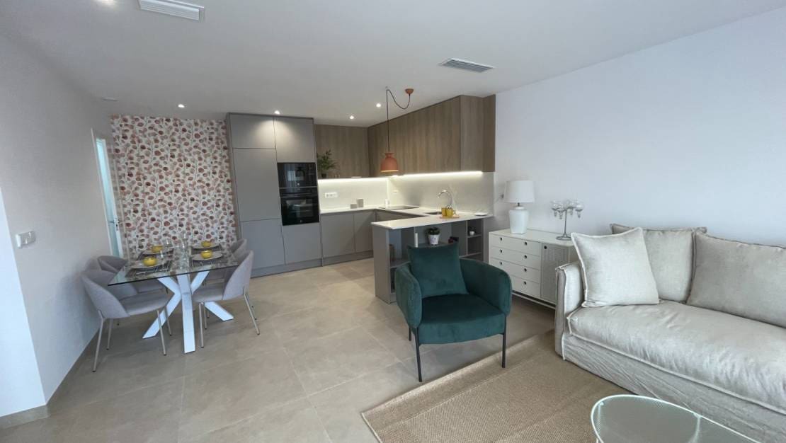 3 slaapkamer Halfvrijstaande villa te koop in San Pedro del Pinatar met zwembad garage - € 419.900 (Ref: 9041208)