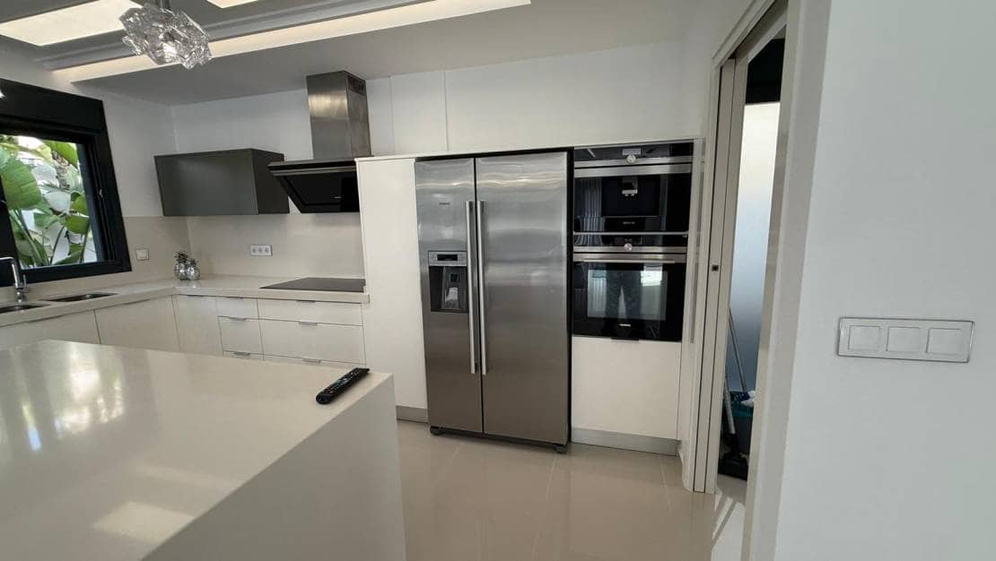 5 camera da letto Villetta Bifamiliare in vendita in San Miguel de Salinas con piscina garage - 849.000 € (Rif: 9061907)