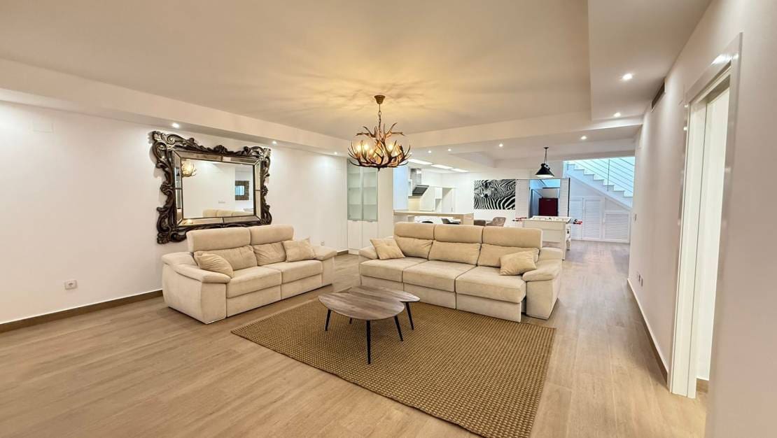 5 camera da letto Villetta Bifamiliare in vendita in San Miguel de Salinas con piscina garage - 849.000 € (Rif: 9061907)