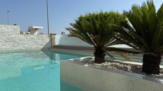 5 camera da letto Villetta Bifamiliare in vendita in San Miguel de Salinas con piscina garage - 849.000 € (Rif: 9061907)