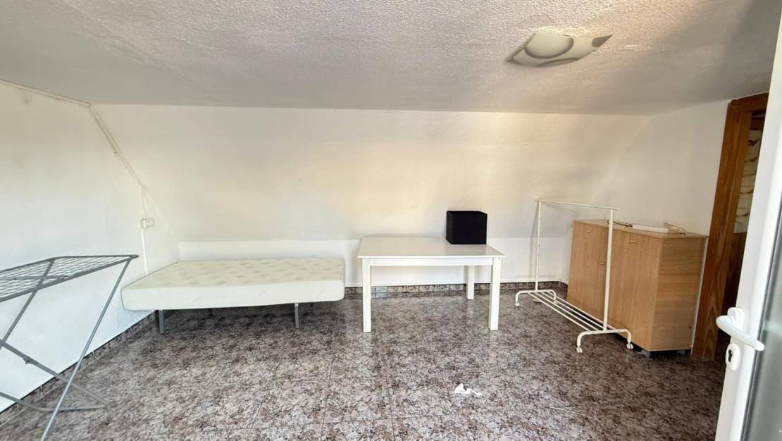 3 soveværelse Villa til salg i Torrevieja med swimmingpool garage - € 650.000 (Ref: 9168856)