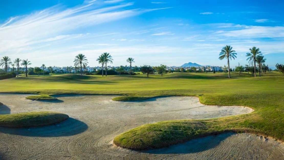 3 bedroom Apartment for sale in Los Alcazares with pool garage - € 309,000 (Ref: 9203515)