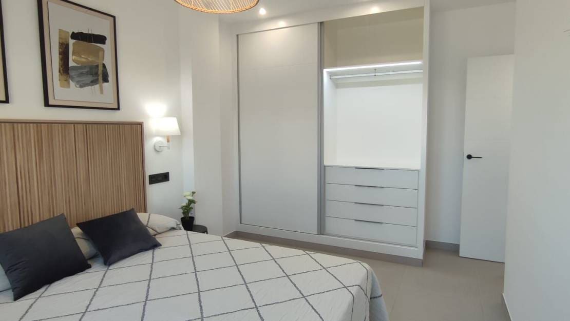 3 soveværelse Semi-Rækkehus til salg i Los Belones med swimmingpool garage - € 355.000 (Ref: 9301505)