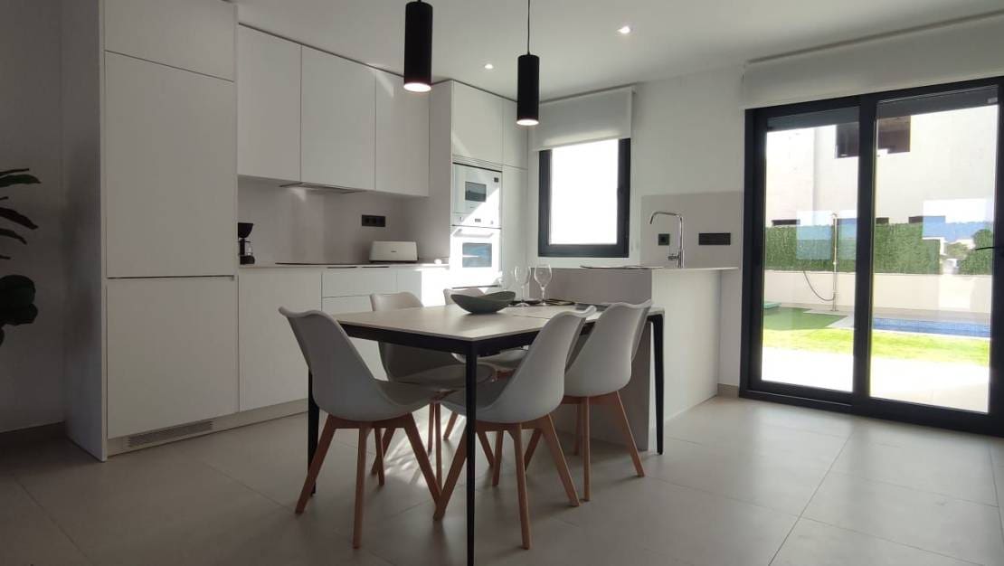 3 soveværelse Semi-Rækkehus til salg i Los Belones med swimmingpool garage - € 355.000 (Ref: 9301505)