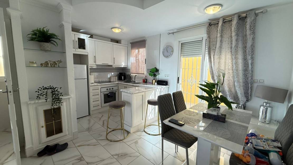 2 camera da letto Villetta Bifamiliare in vendita in Blue Lagoon con piscina - 230.000 € (Rif: 9371381)