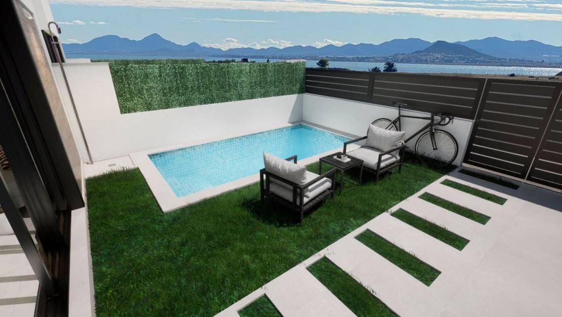 3 quarto Moradia para venda em Los Alcazares com piscina garagem - 419 900 € (Ref: 9384826)