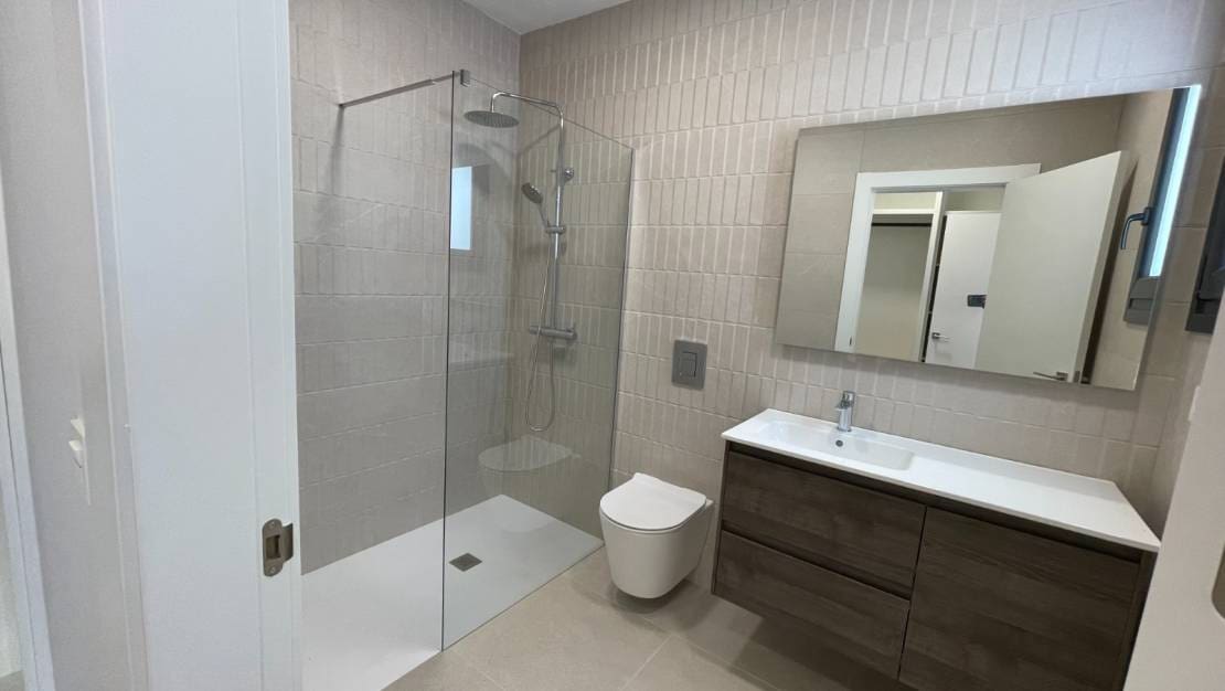 3 bedroom Villa for sale in Heredades with pool garage - € 359,900 (Ref: 9386985)