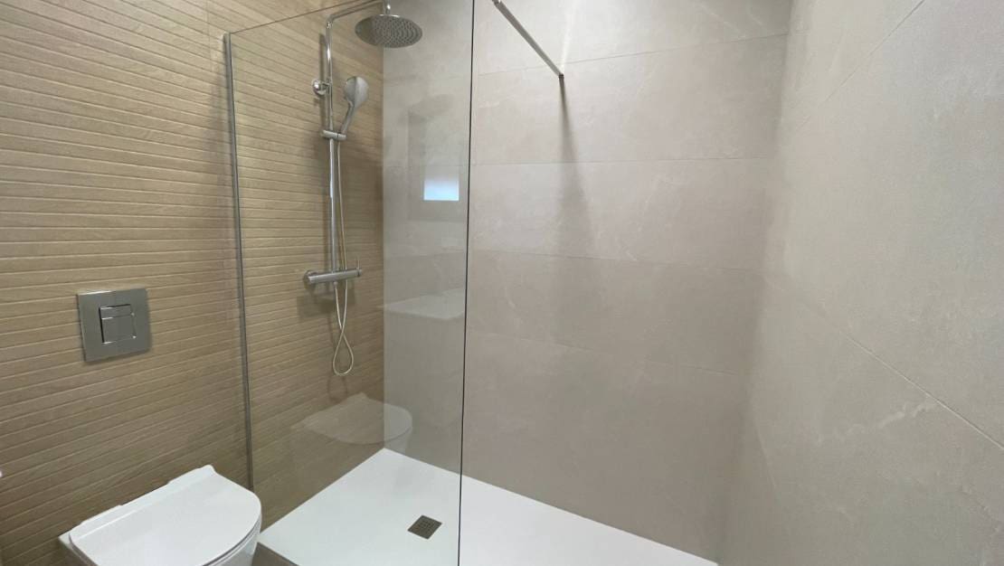 3 bedroom Villa for sale in Heredades with pool garage - € 359,900 (Ref: 9386985)