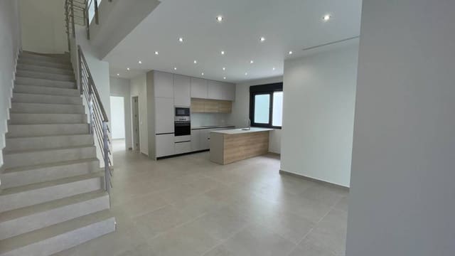 3 bedroom Villa for sale in Heredades, Almoradí with pool garage - € 359,900 (Ref: 9386985)