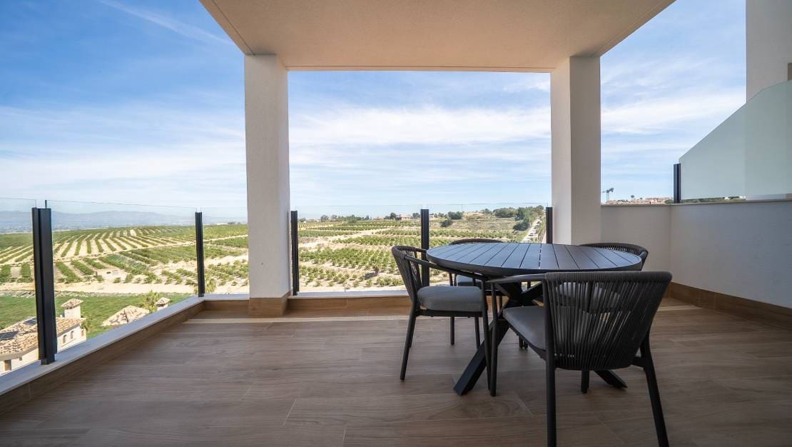 3 soverom Kjedet enebolig til salgs i Algorfa med svømmebasseng - € 495 000 (Ref: 9404744)