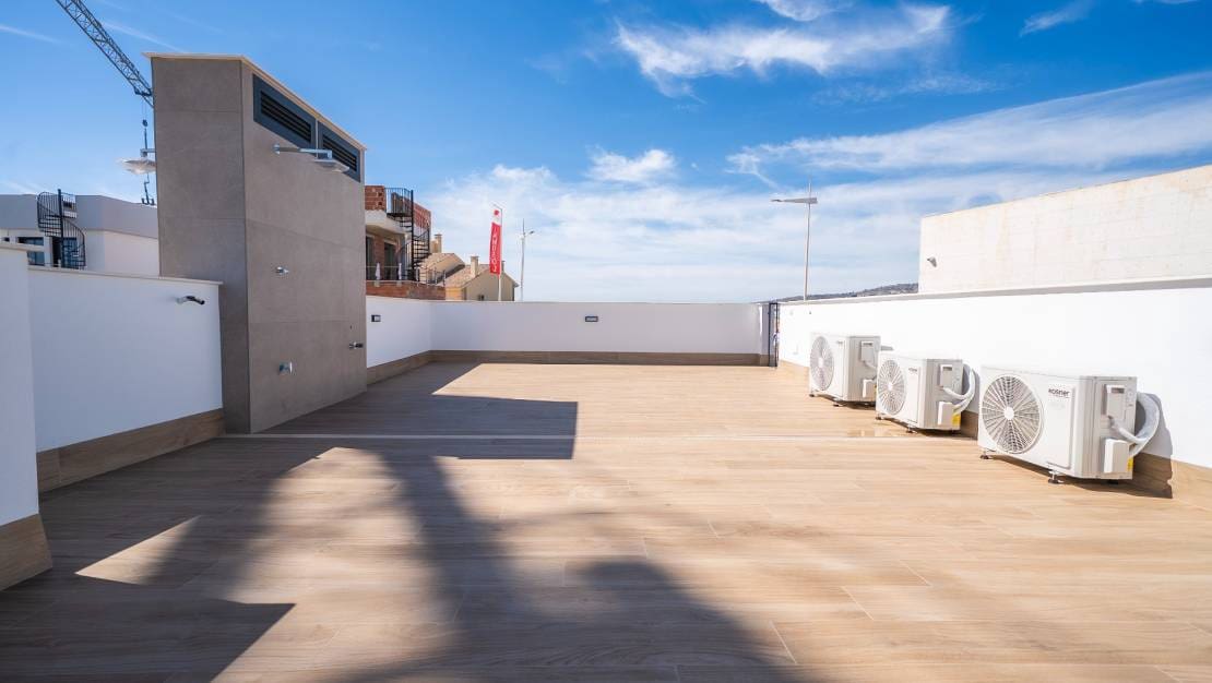 3 soverom Kjedet enebolig til salgs i Algorfa med svømmebasseng - € 495 000 (Ref: 9404744)