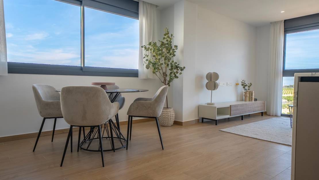 3 soverom Kjedet enebolig til salgs i Algorfa med svømmebasseng - € 495 000 (Ref: 9404744)