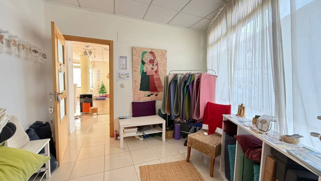 Local Comercial de 2 habitaciones en San Miguel de Salinas en venta - 225.750 € (Ref: 9447429)