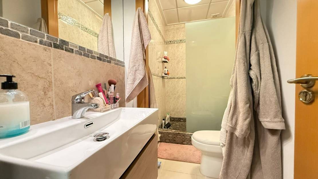 Local Comercial de 2 habitaciones en San Miguel de Salinas en venta - 225.750 € (Ref: 9447429)