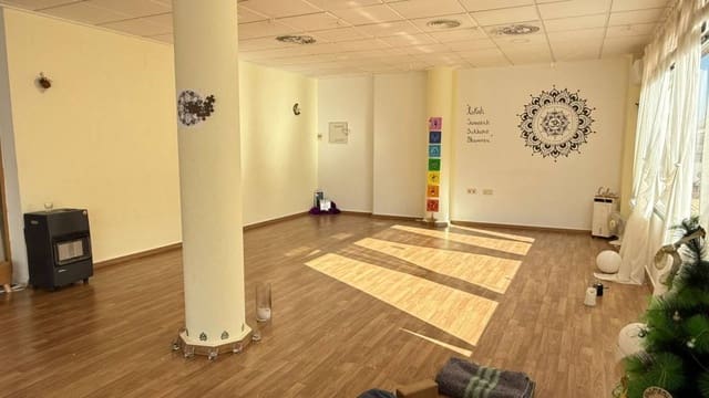 Local Comercial de 2 habitaciones en San Miguel de Salinas en venta - 225.750 € (Ref: 9447429)