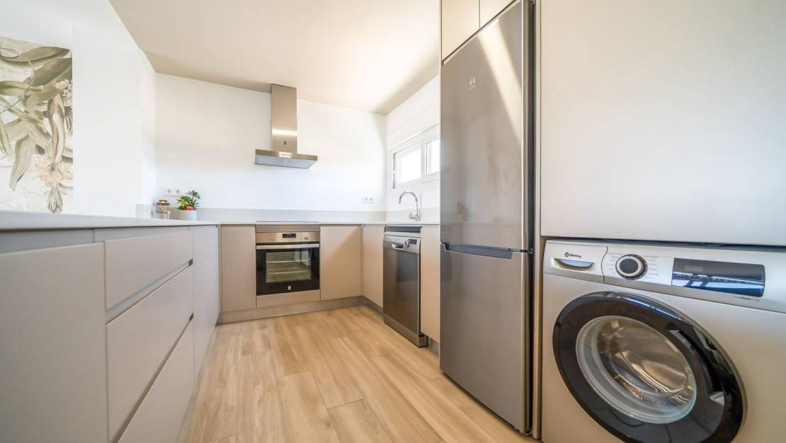 3 chambre Appartement à vendre à Vistabella avec piscine garage - 239 900 € (Ref: 9541988)