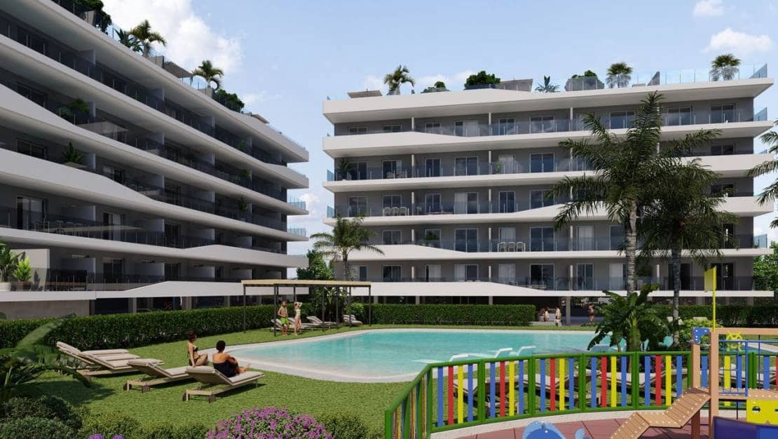 Apartamento de 3 habitaciones en Santa Pola en venta con piscina garaje - 375.000 € (Ref: 9544463)