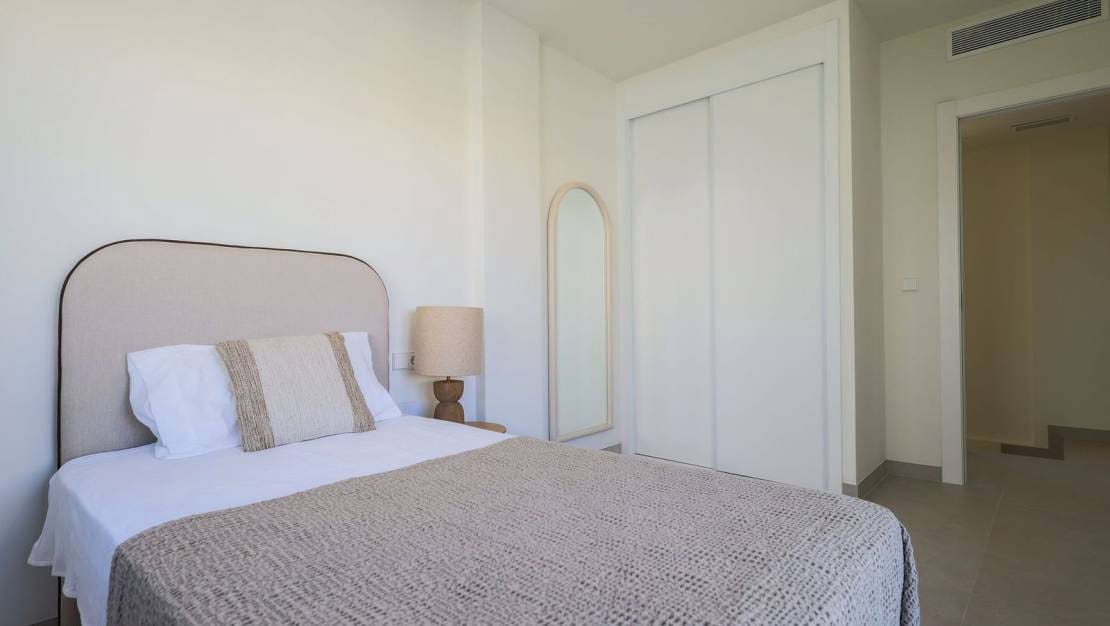 3 soveværelse Villa til salg i Campoamor med swimmingpool - € 590.000 (Ref: 9611975)